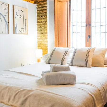 Qh Correo Viejo Apartment Granada