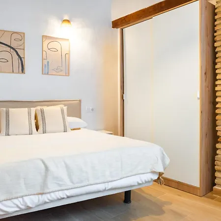 Qh Correo Viejo Apartment