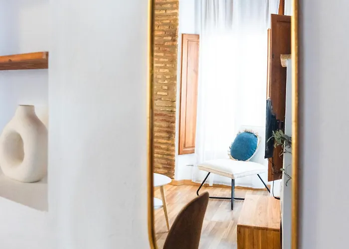 Apartamento Turístico En El Corazón De Qh Correo Viejo *