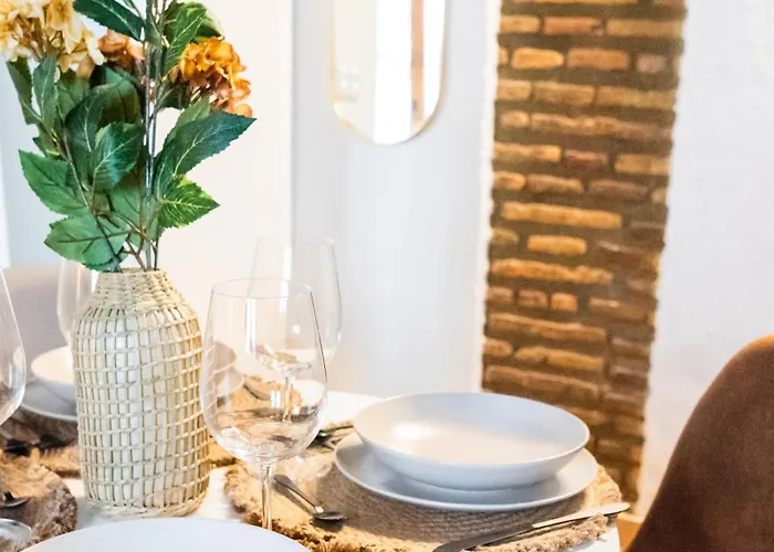 Apartamento Turístico En El Corazón De Qh Correo Viejo *