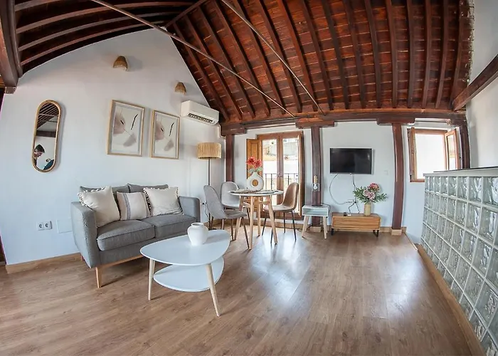 Apartamento Turístico En El Corazón De Qh Correo Viejo Granada