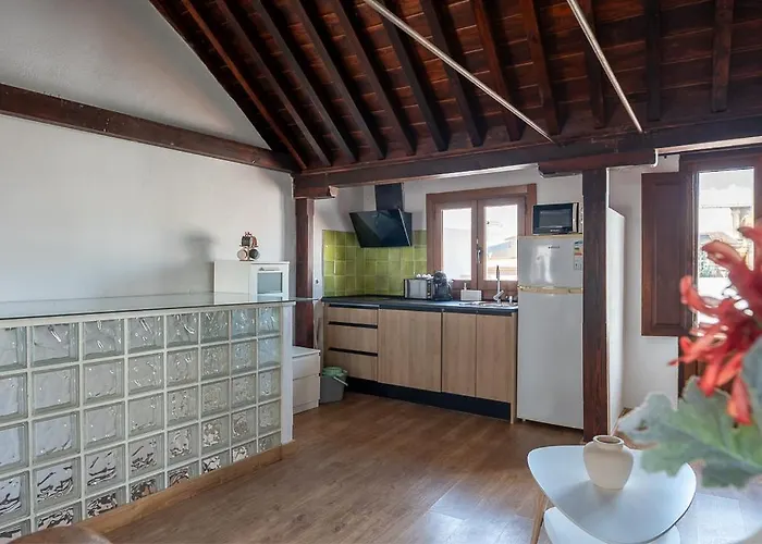 Apartamento Turístico En El Corazón De Qh Correo Viejo *